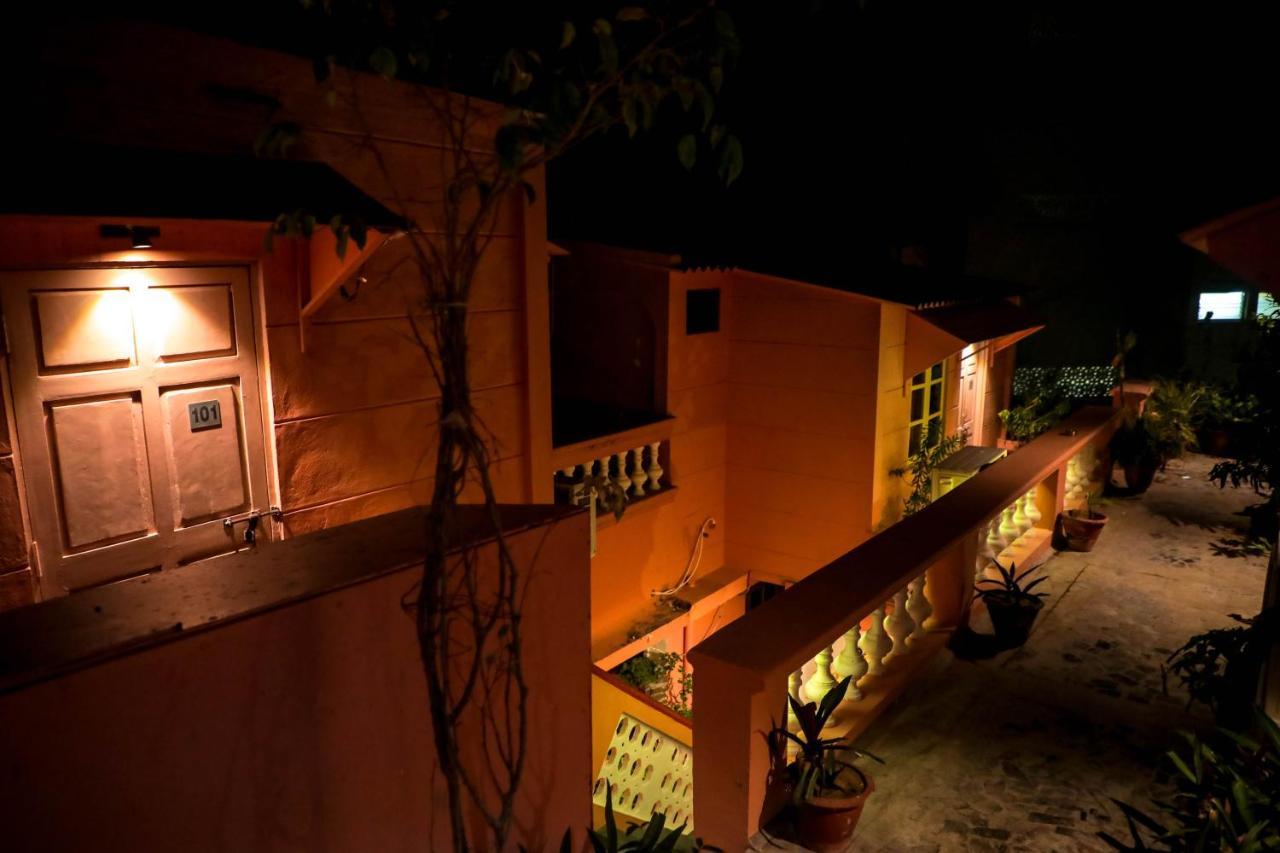 French Villa Pondicherry Ngoại thất bức ảnh